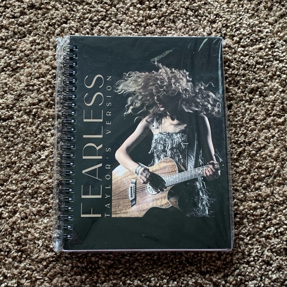 NEW Taylor Swift Fearless Notebook